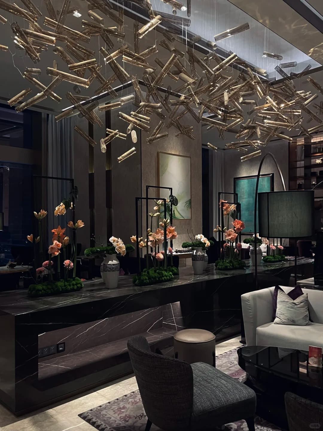 The Long Bar lounge at Raffles Shenzhen