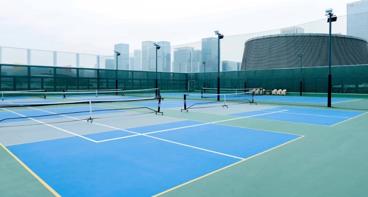 1. Futian Shangri-La (Level 4 sports court)